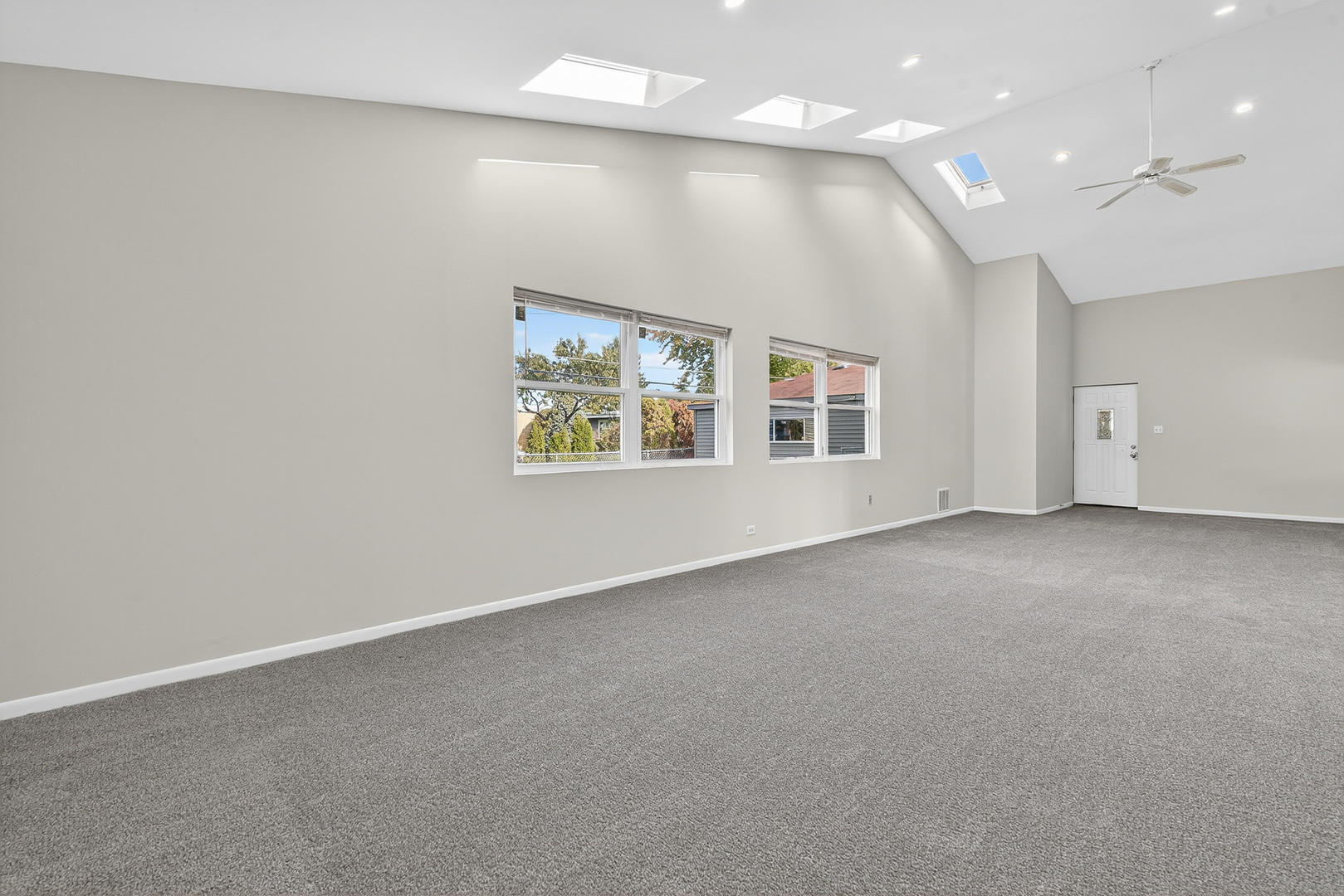 7818 W Argyle Street