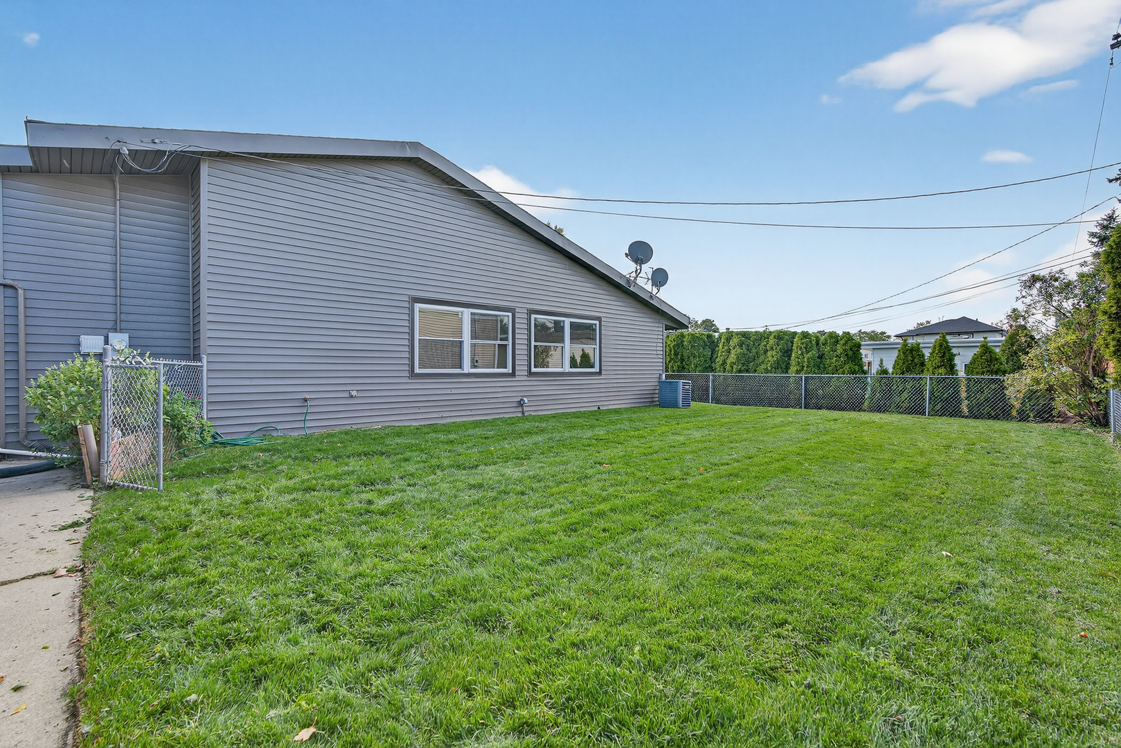 7818 W Argyle Street