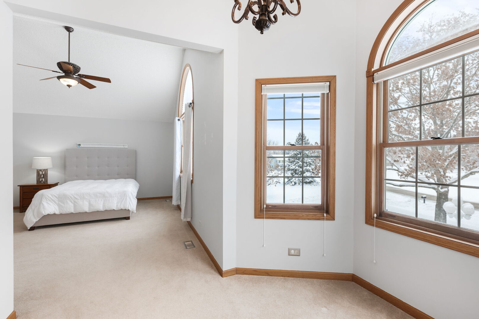 7N610 Cloverfield Circle