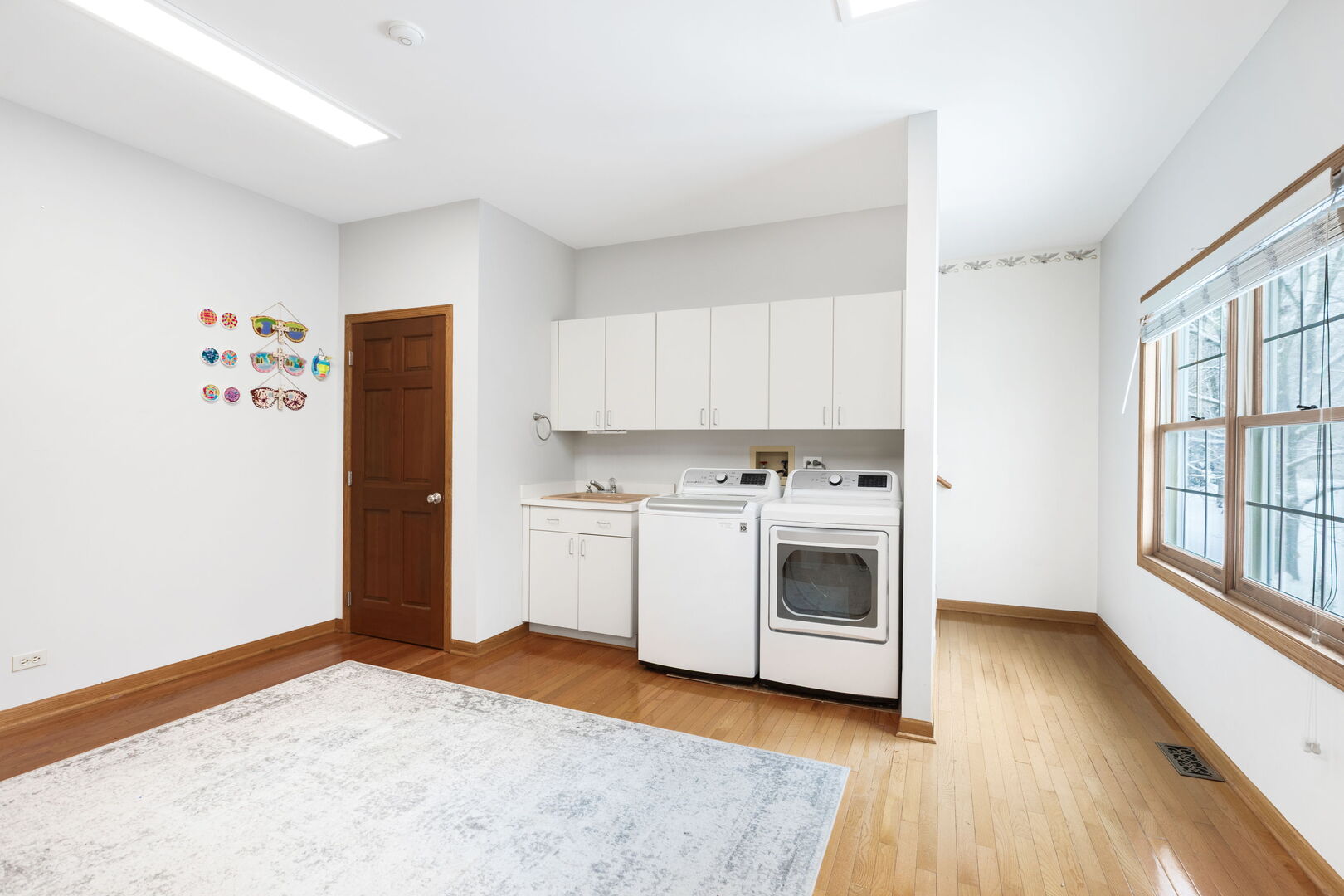 7N610 Cloverfield Circle