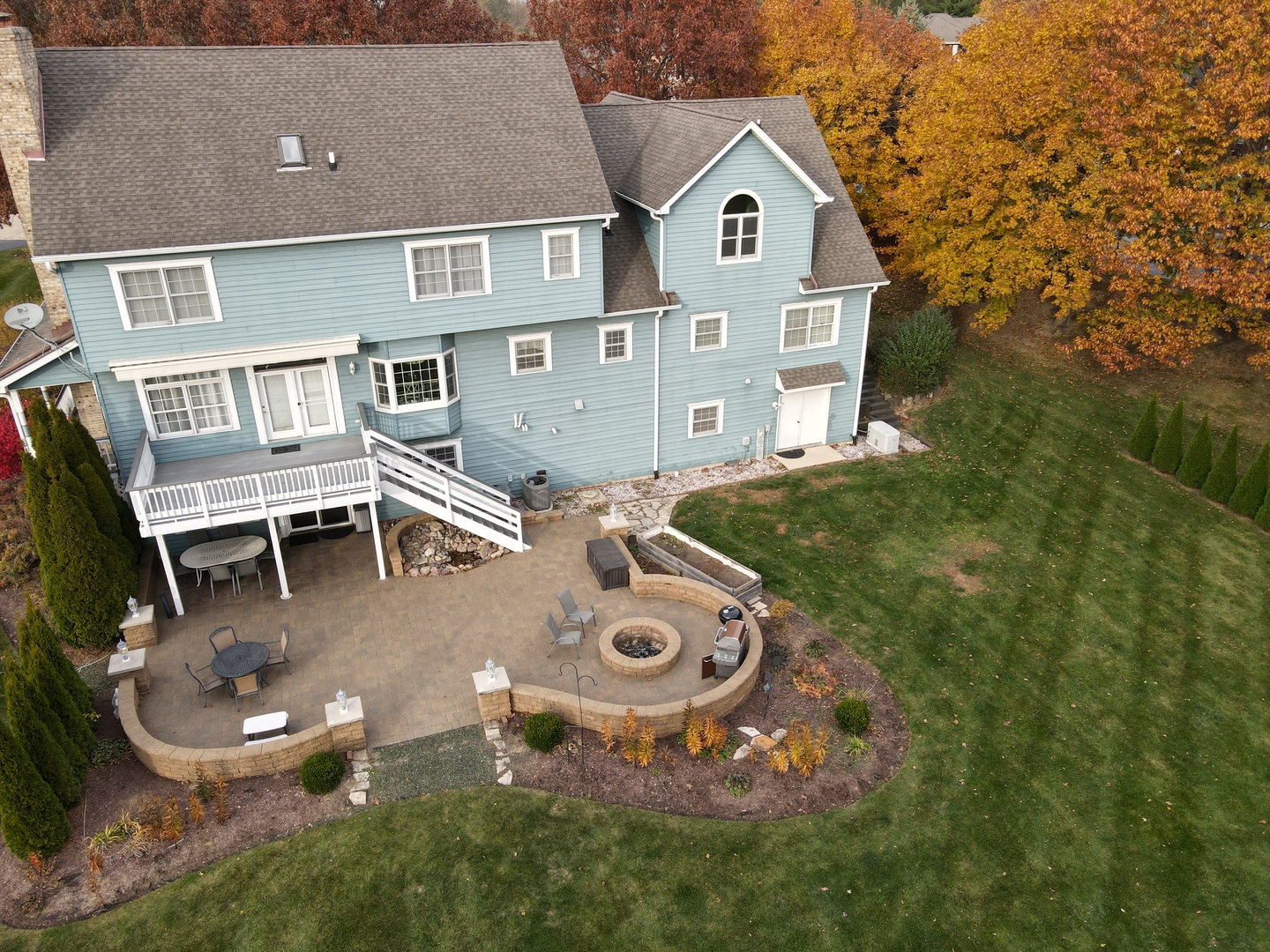 7N610 Cloverfield Circle