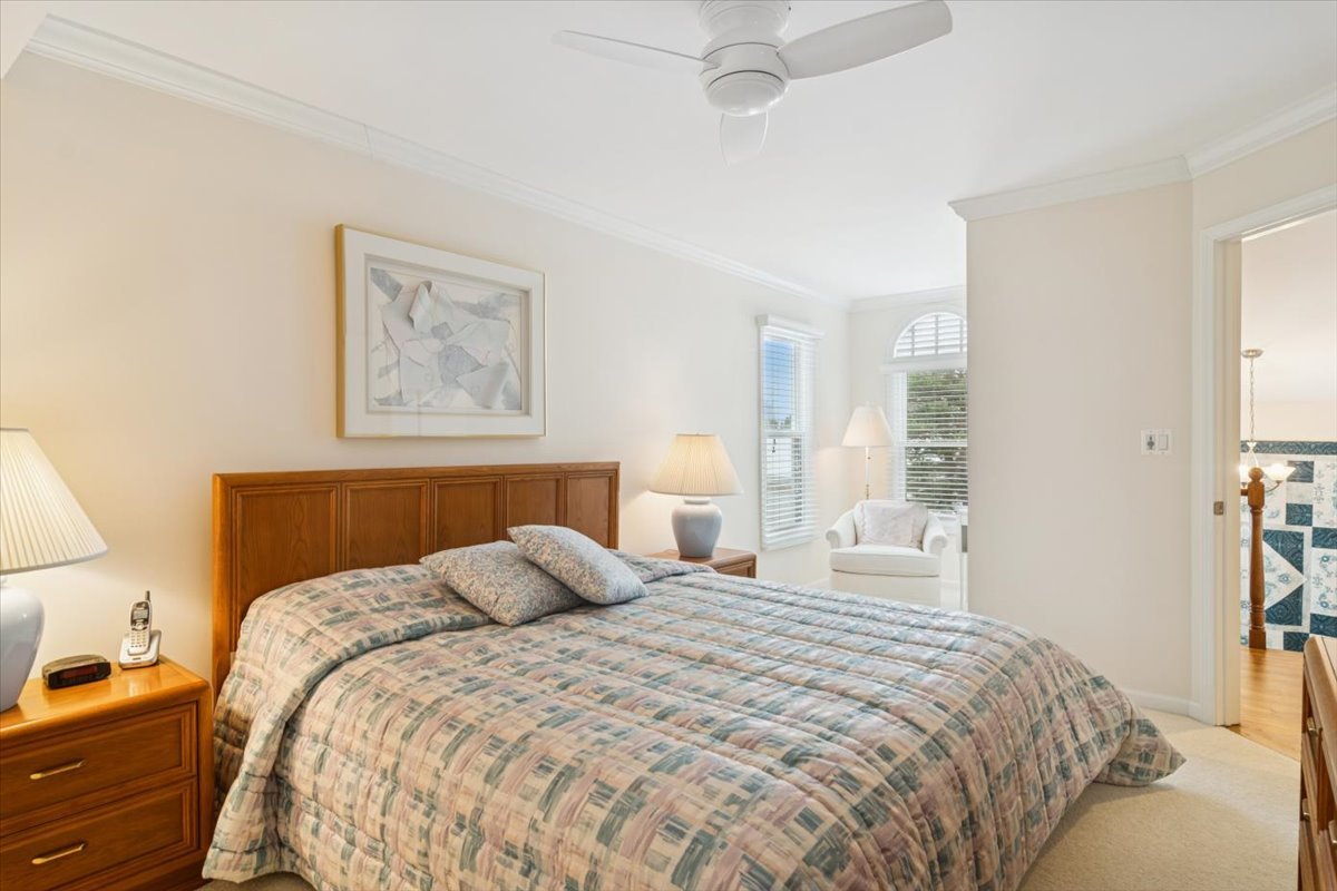 472 Park Barrington Drive