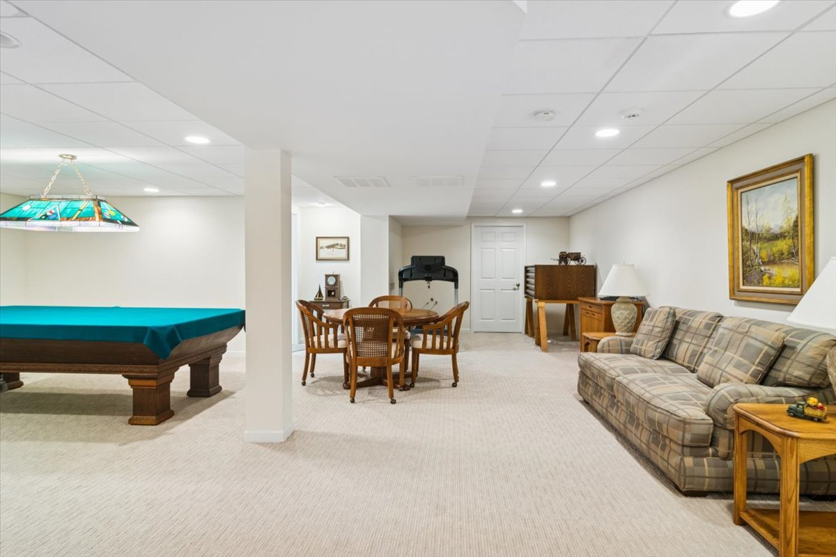 472 Park Barrington Drive