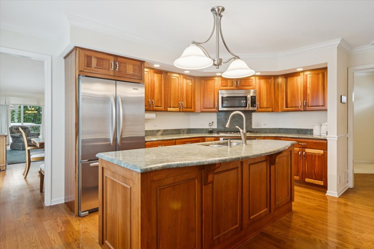 472 Park Barrington Drive