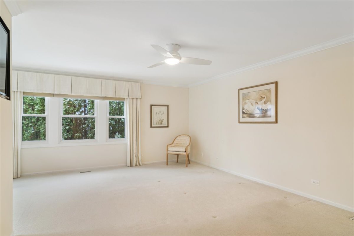 472 Park Barrington Drive