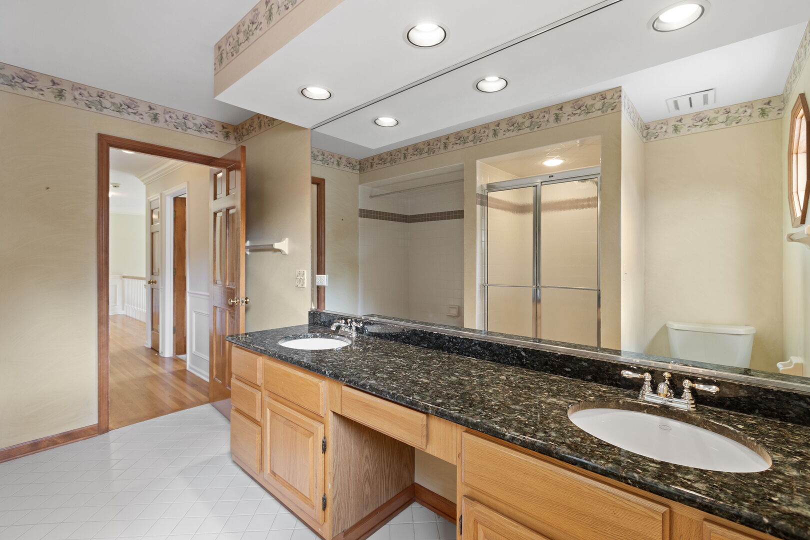 25410 N Cayuga Trail