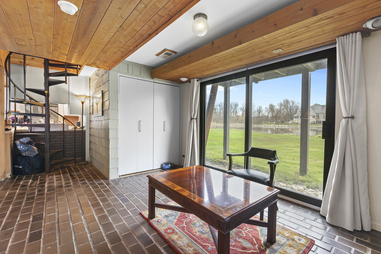 330 S Barrington Road