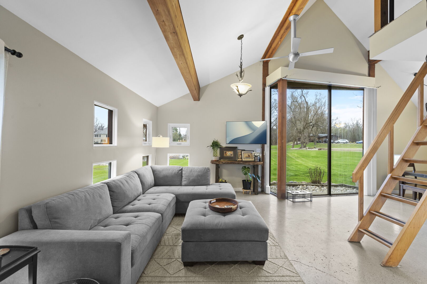 330 S Barrington Road