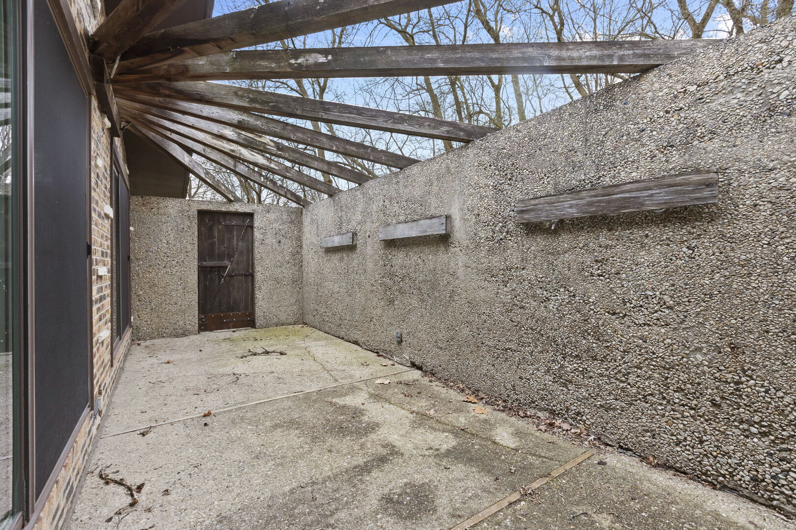 330 S Barrington Road