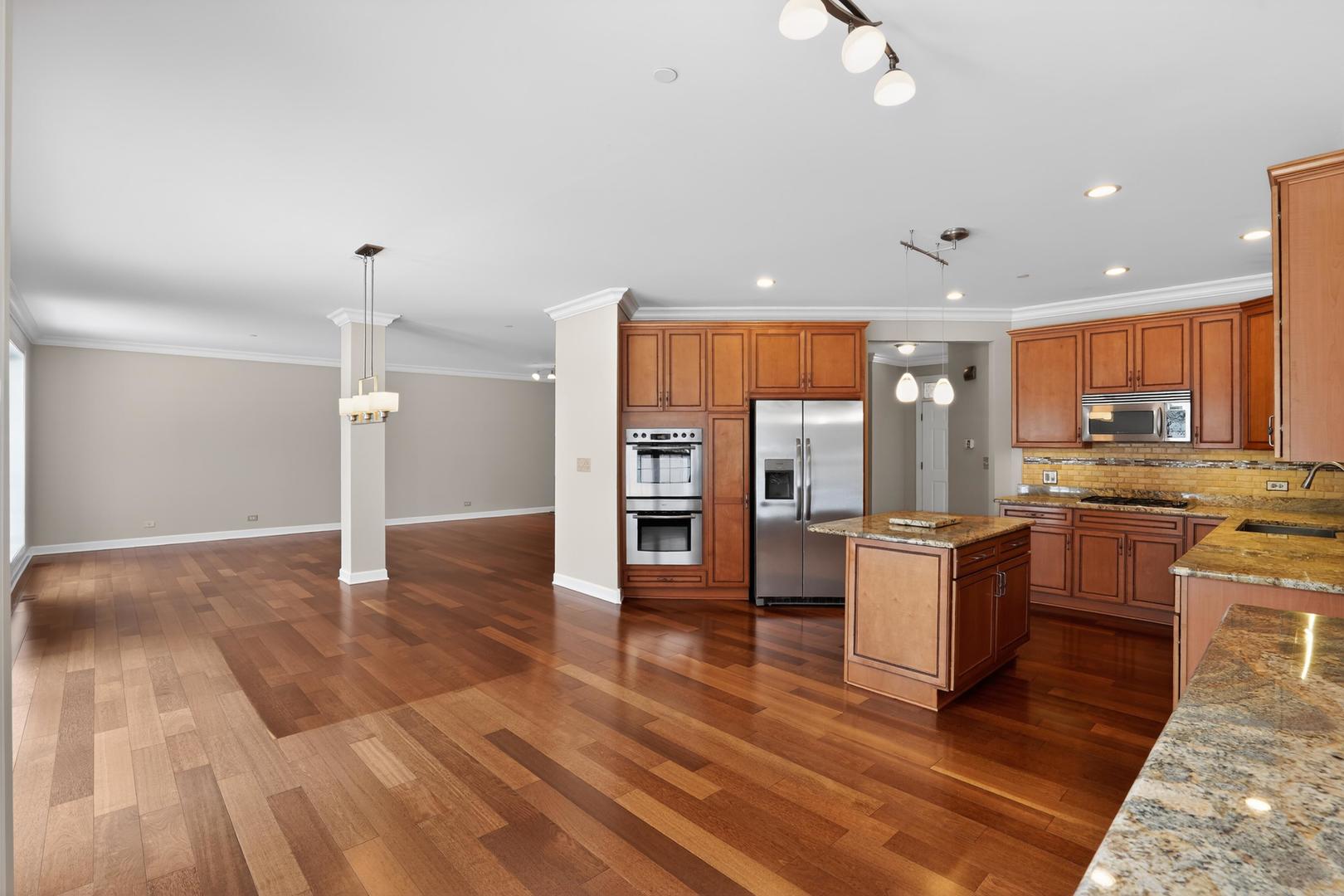 612 Stone Canyon Circle