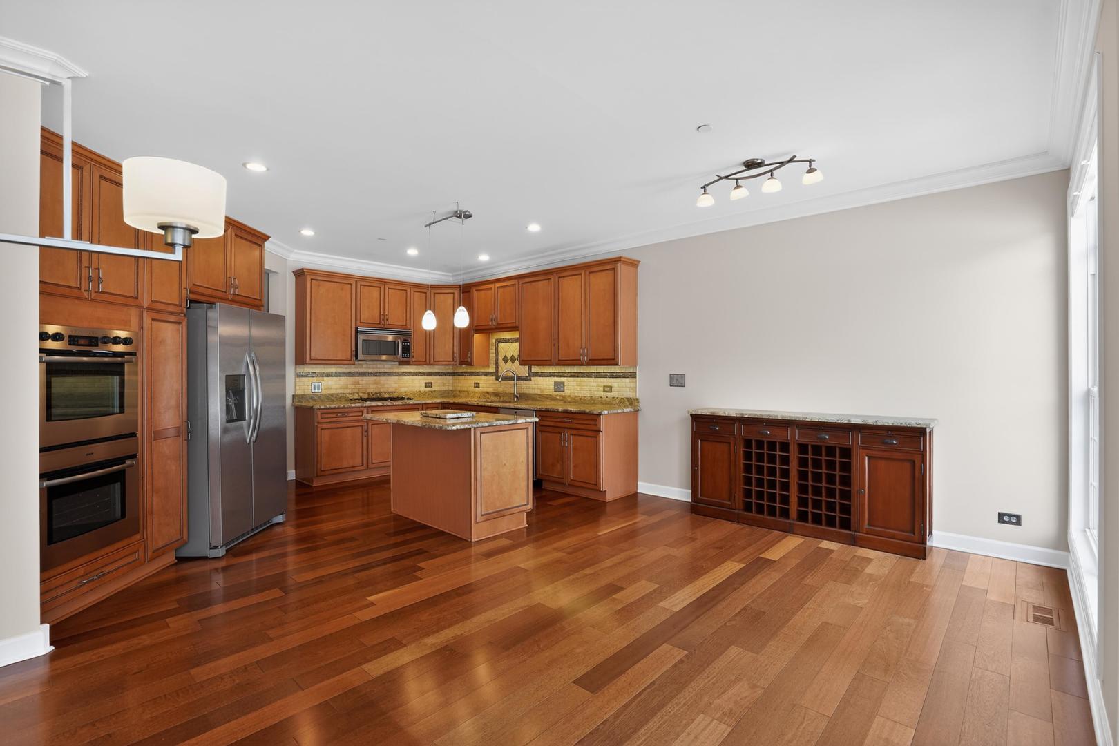 612 Stone Canyon Circle