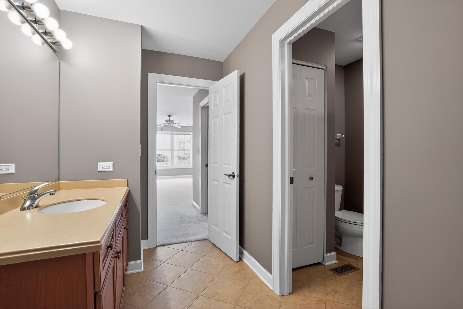 612 Stone Canyon Circle