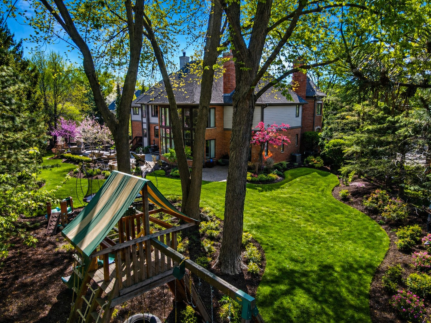 599 Chateaux Bourne Drive