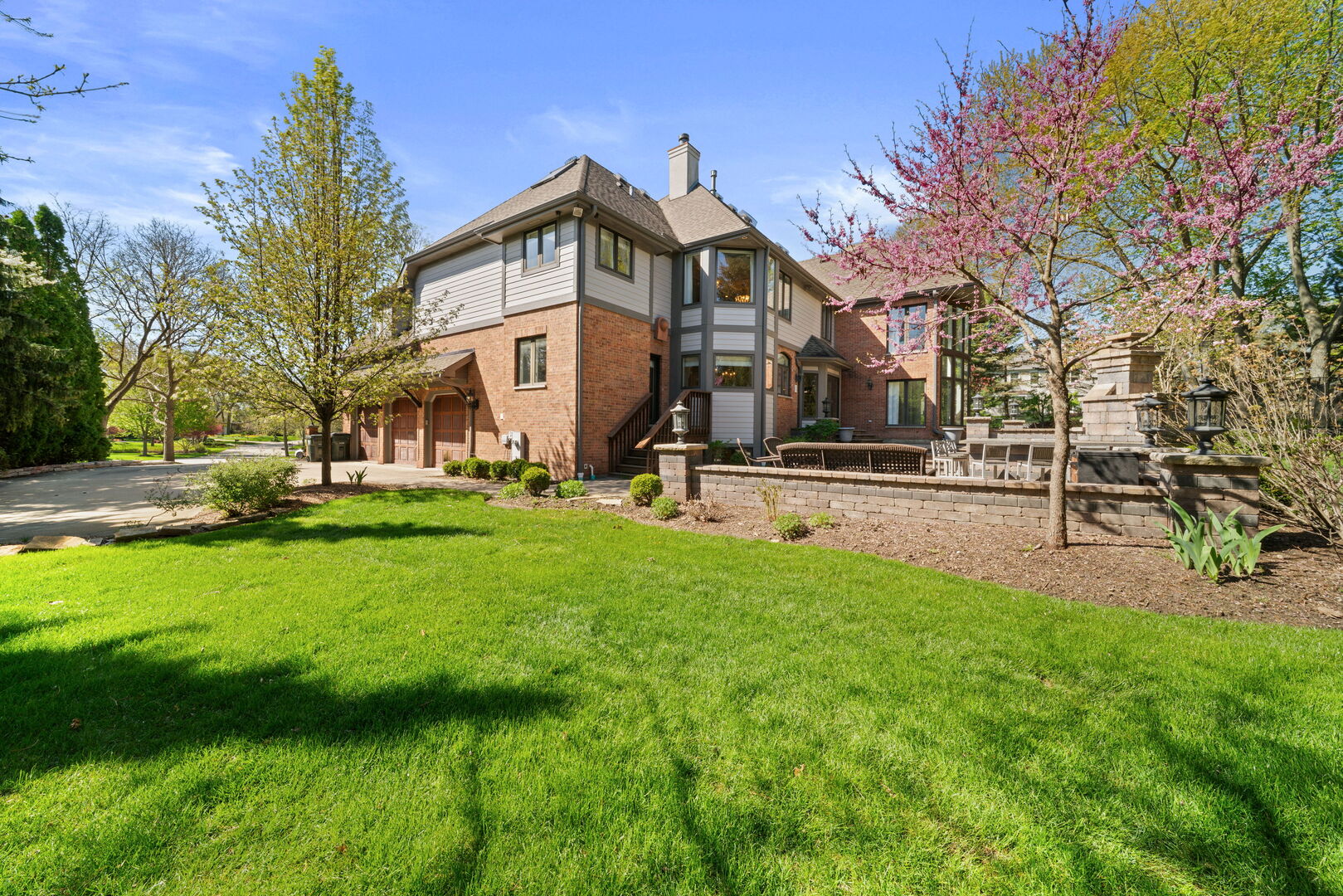 599 Chateaux Bourne Drive