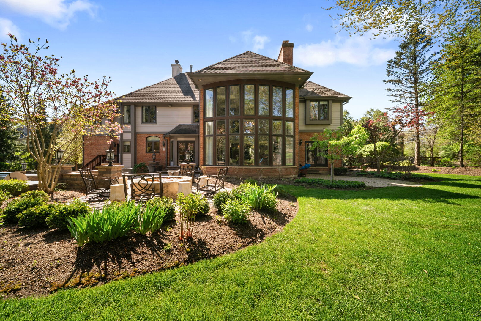 599 Chateaux Bourne Drive