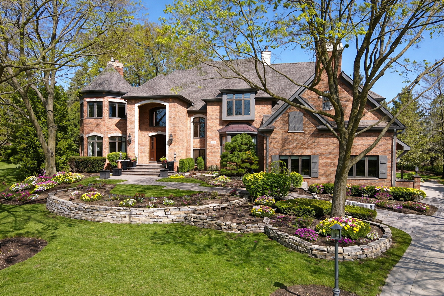 599 Chateaux Bourne Drive
