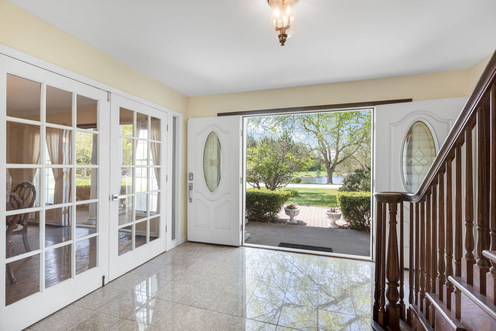 7 Willow Bay Drive