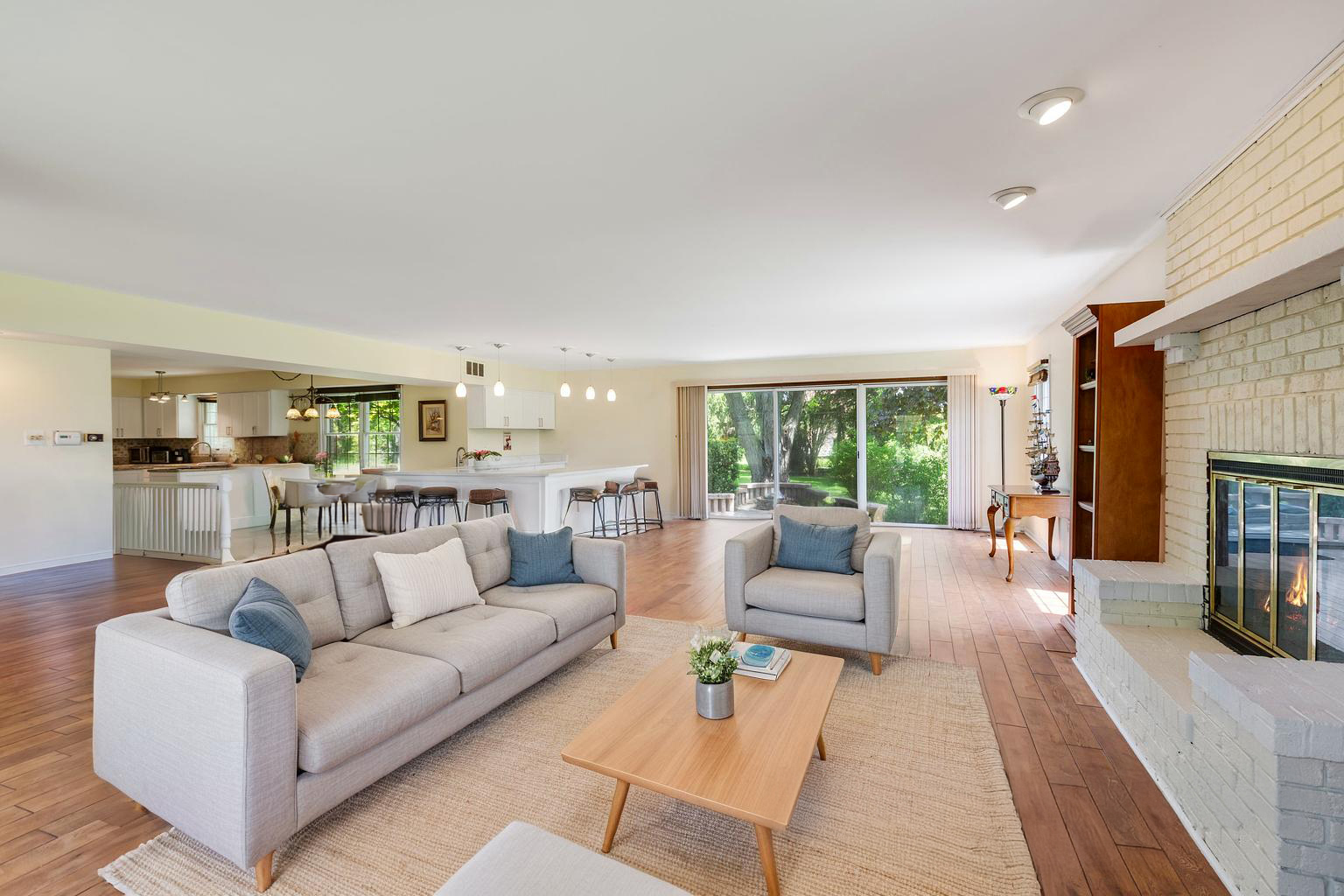 7 Willow Bay Drive