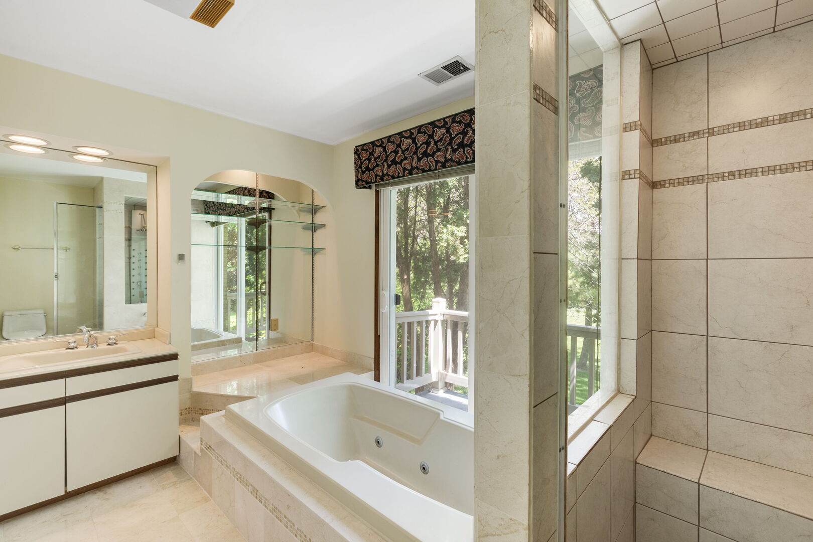 7 Willow Bay Drive