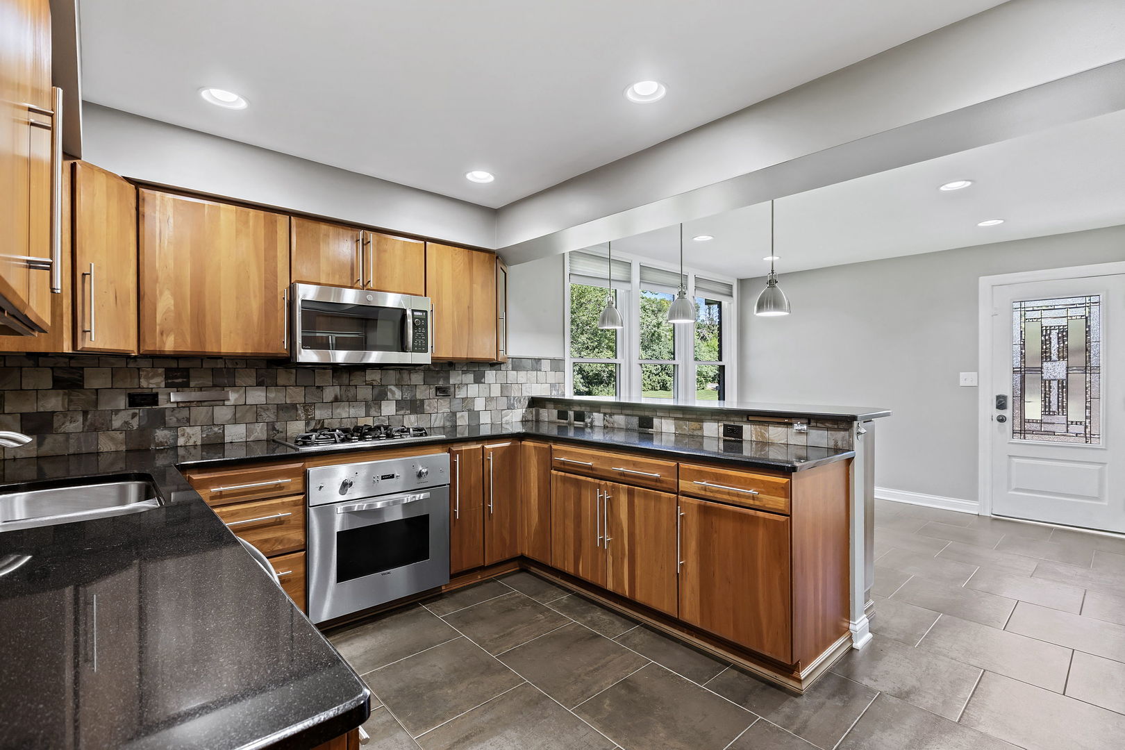 330 S Barrington Road