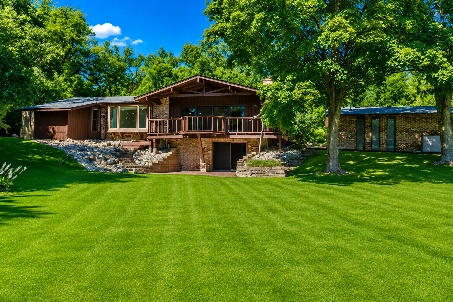 330 S Barrington Road