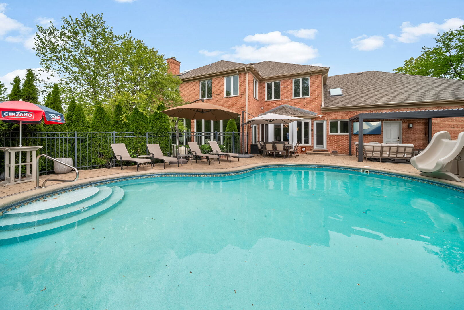 1710 Galloway Circle