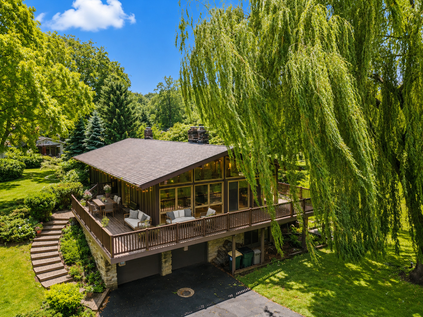 2272 N Circle Drive