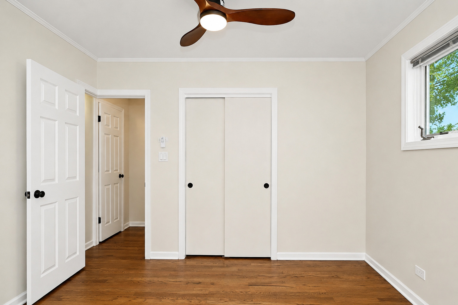 109 S Elm Street