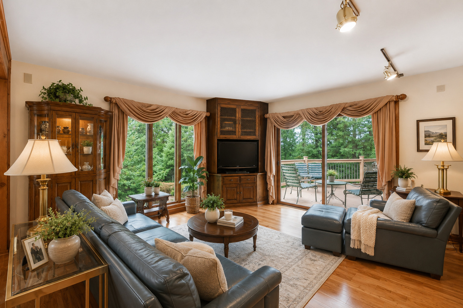 25546 Cayuga Trail