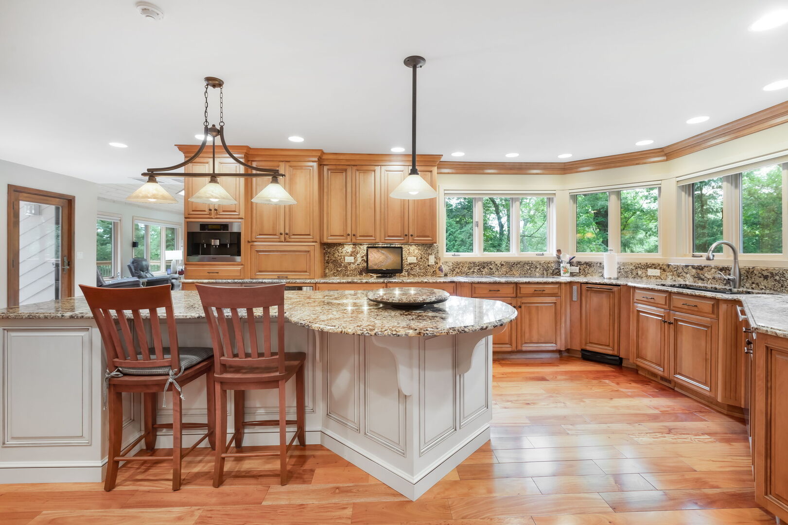 25546 Cayuga Trail
