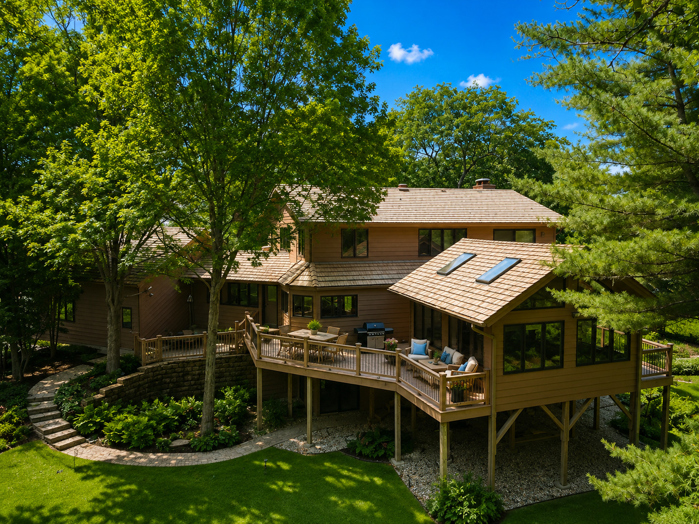 25546 Cayuga Trail
