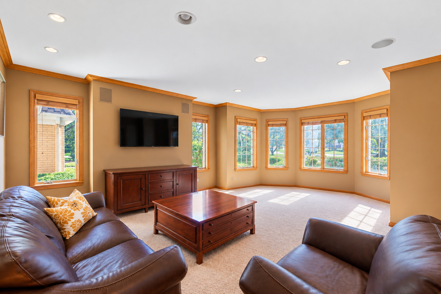 2 Gregory Lane