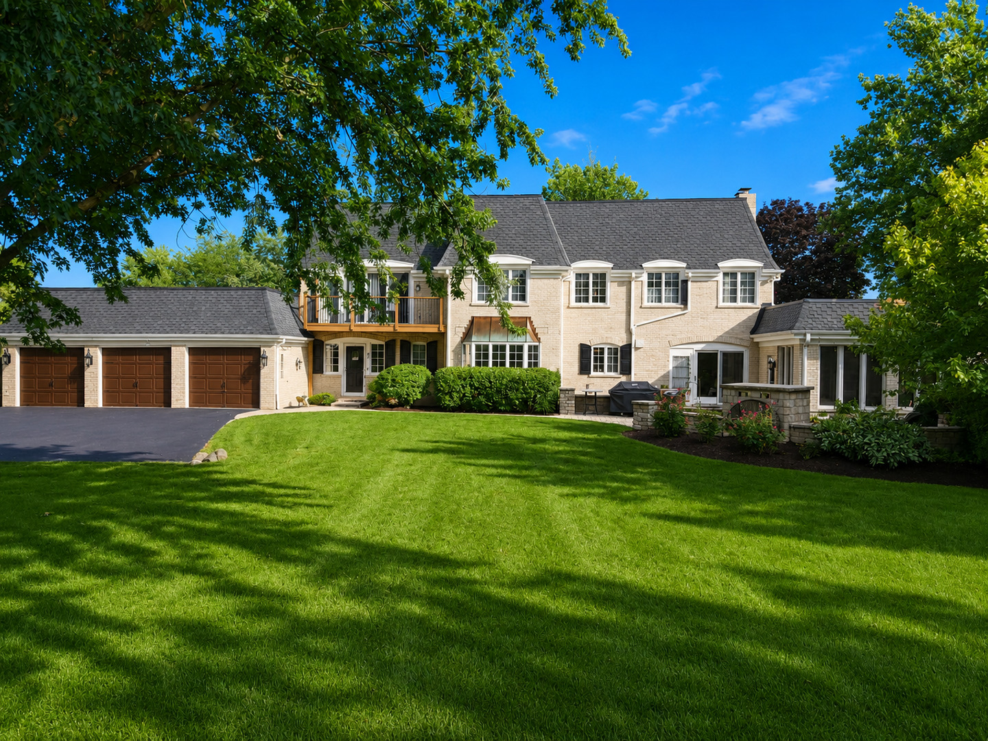2 Gregory Lane