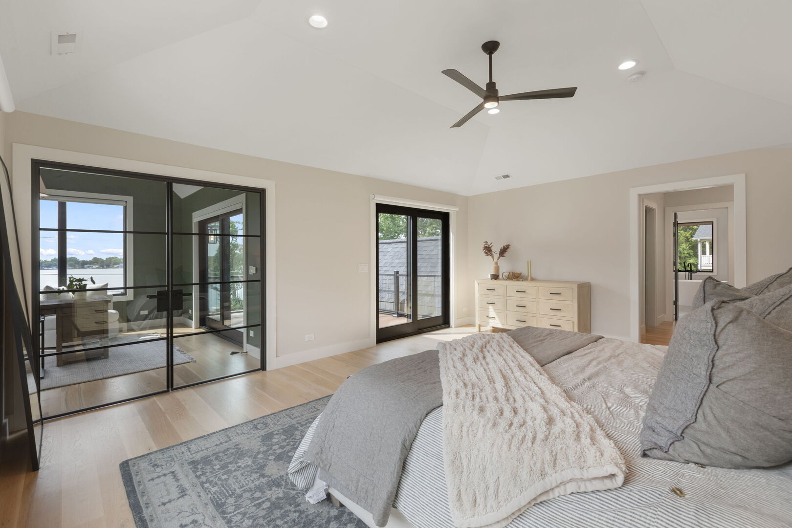 504 N Old Rand Road