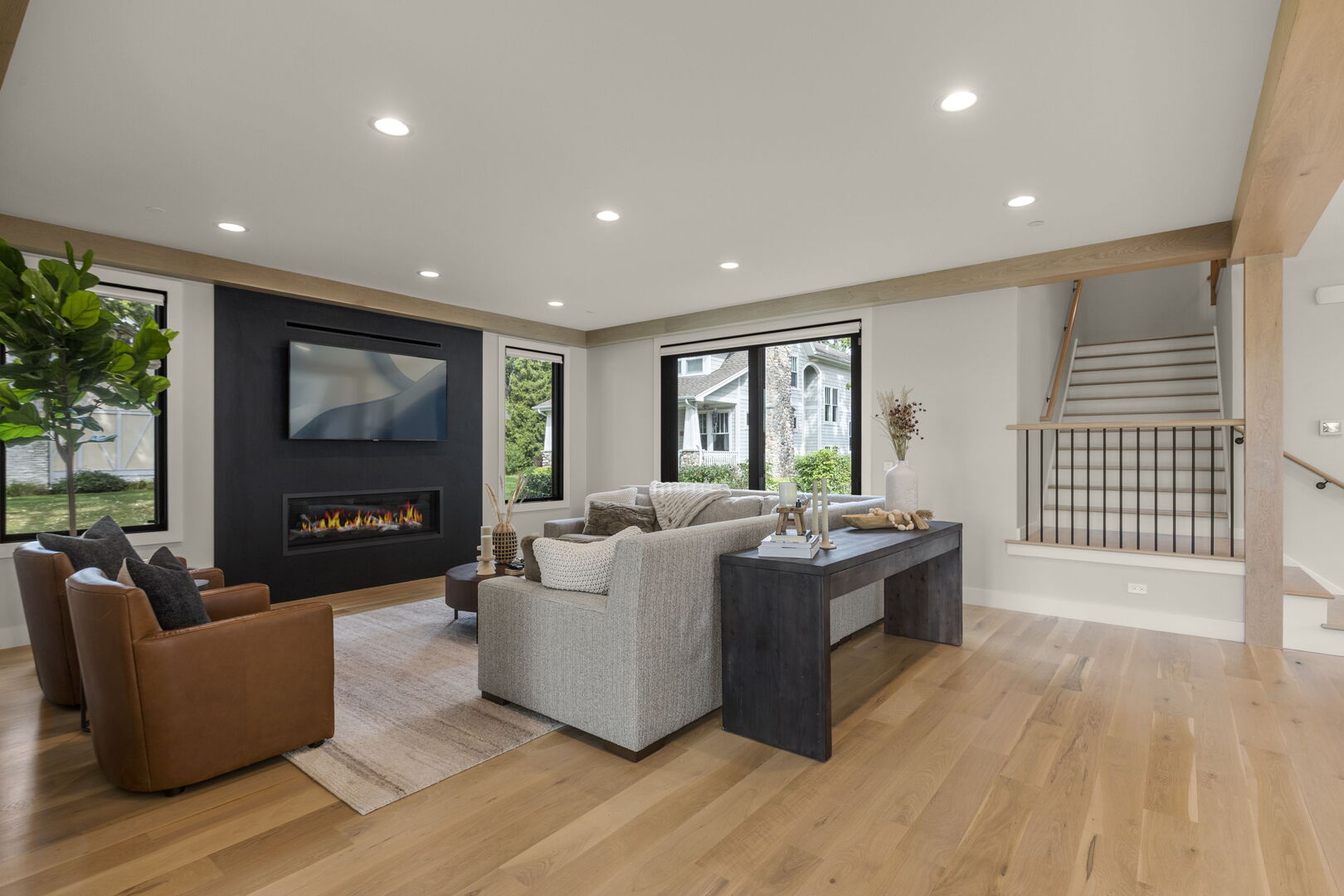504 N Old Rand Road