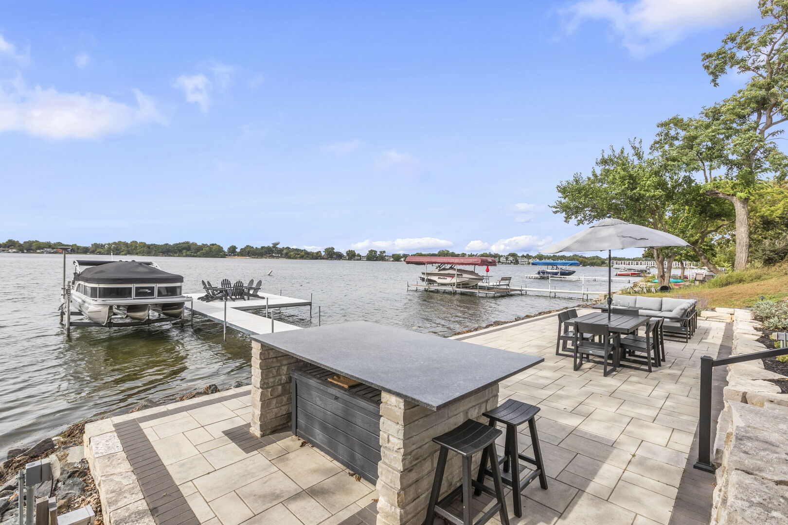 504 N Old Rand Road