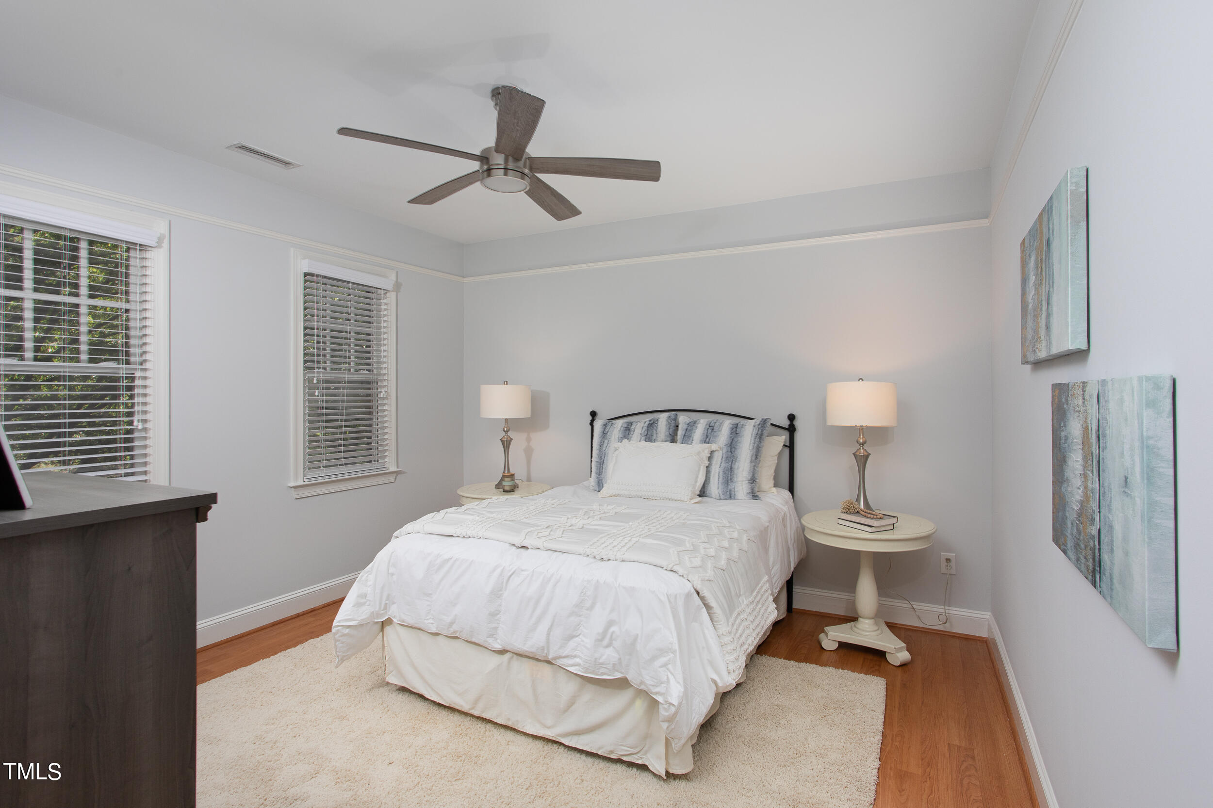 1510 W Markham Avenue