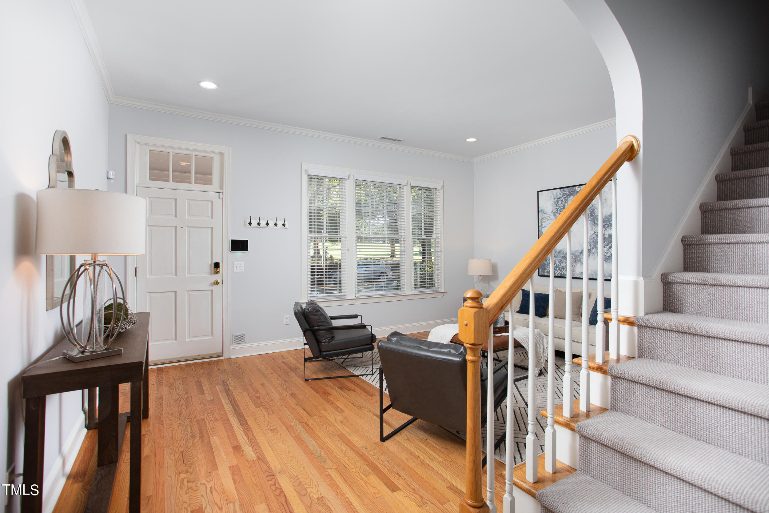 1510 W Markham Avenue