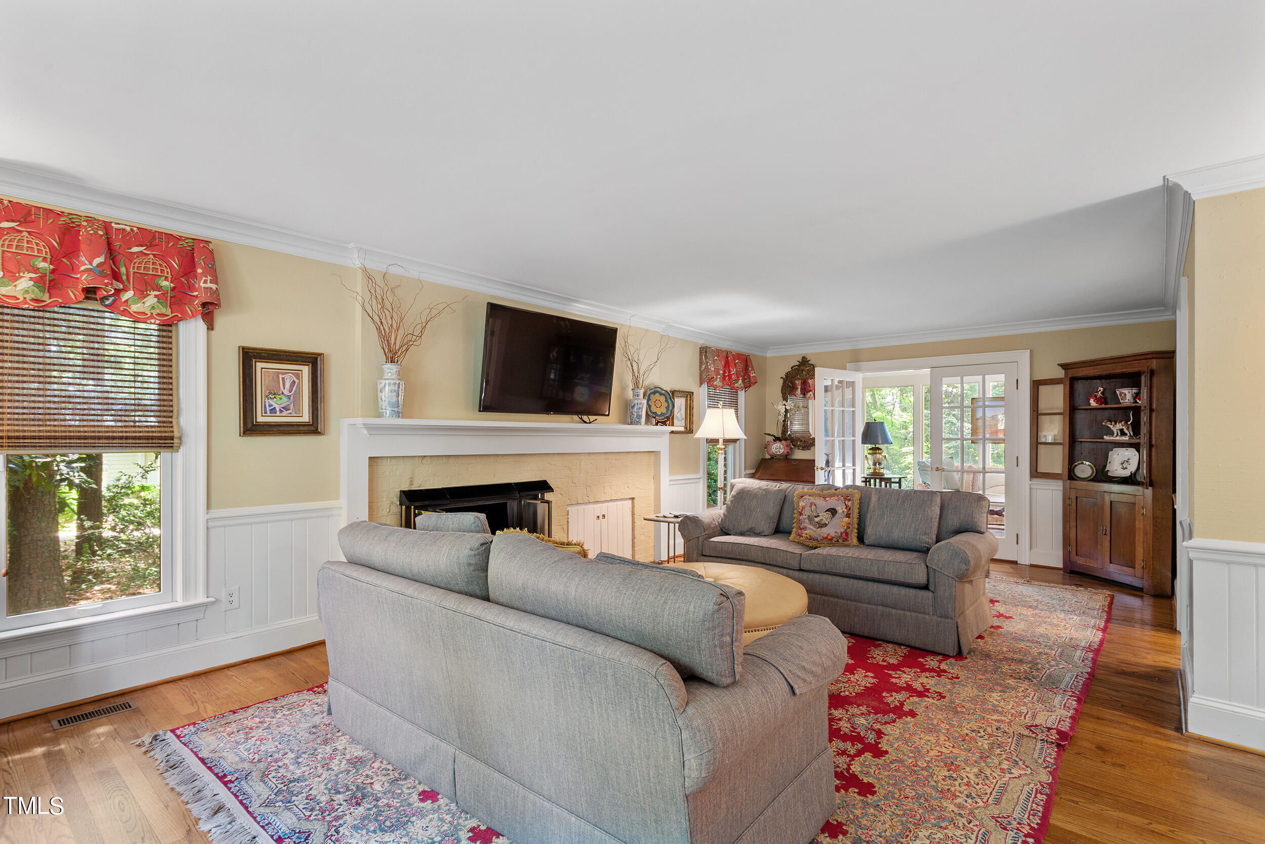 524 Lakestone Drive