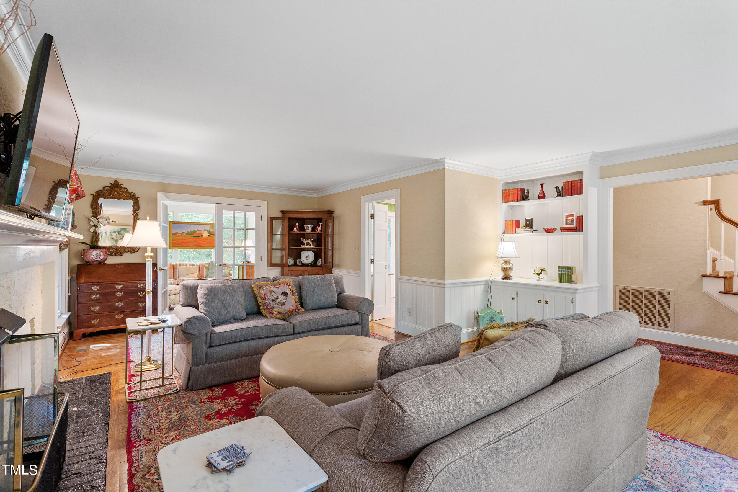 524 Lakestone Drive