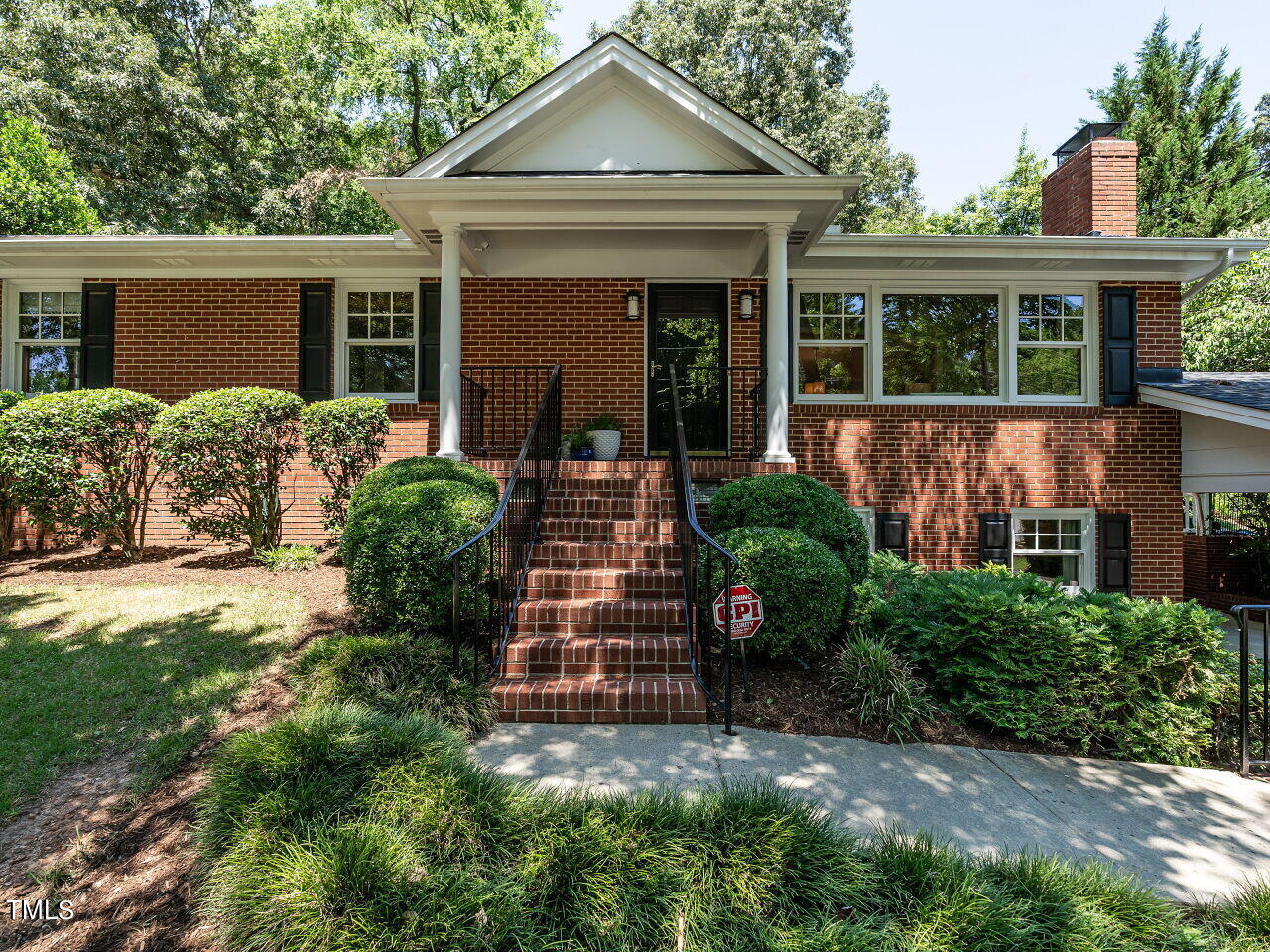 900 Davidson Street