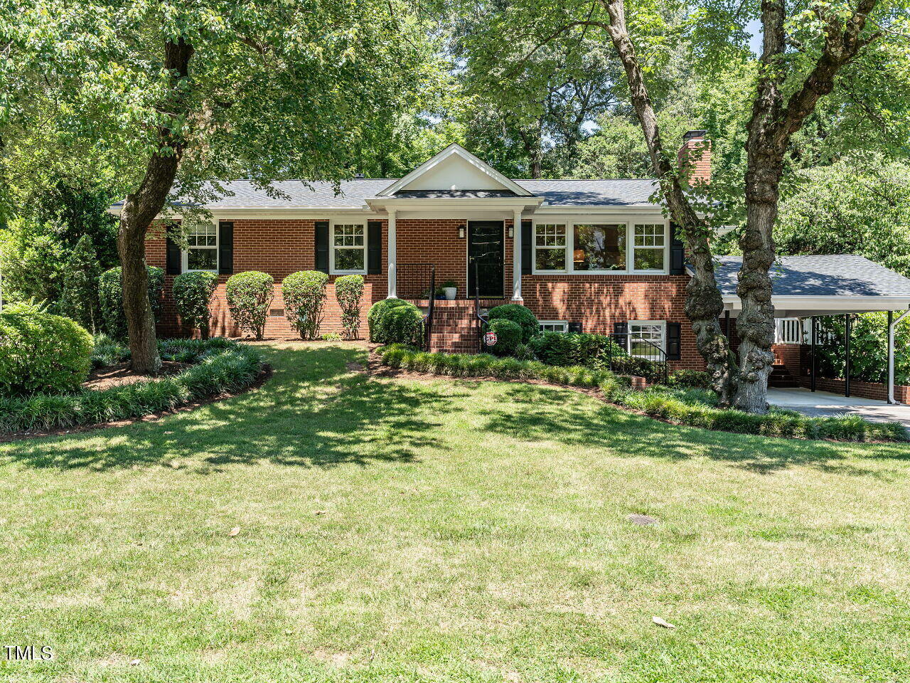 900 Davidson Street