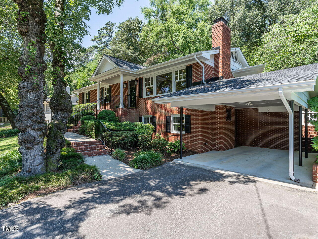 900 Davidson Street