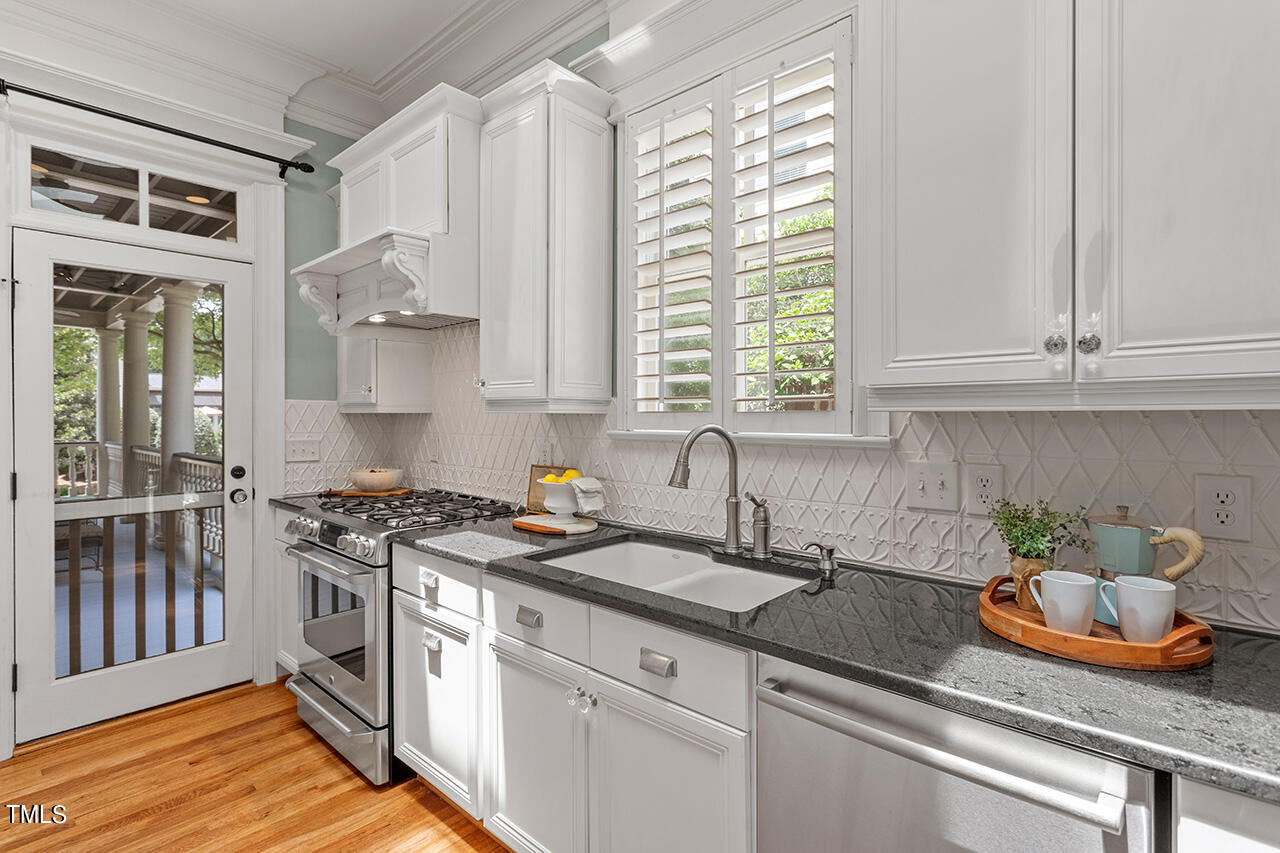 8524 Society Place