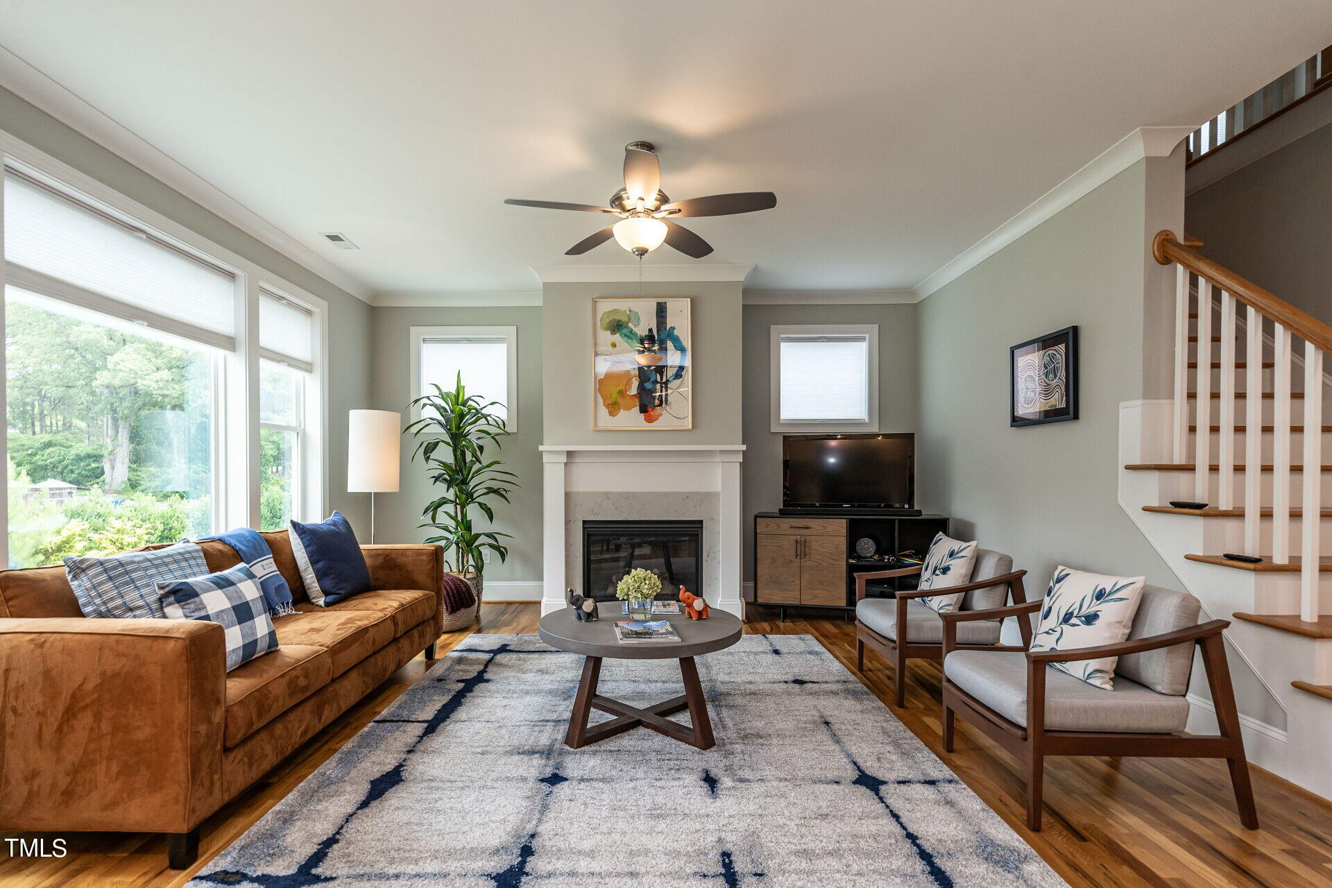 5004 Centerbud Place