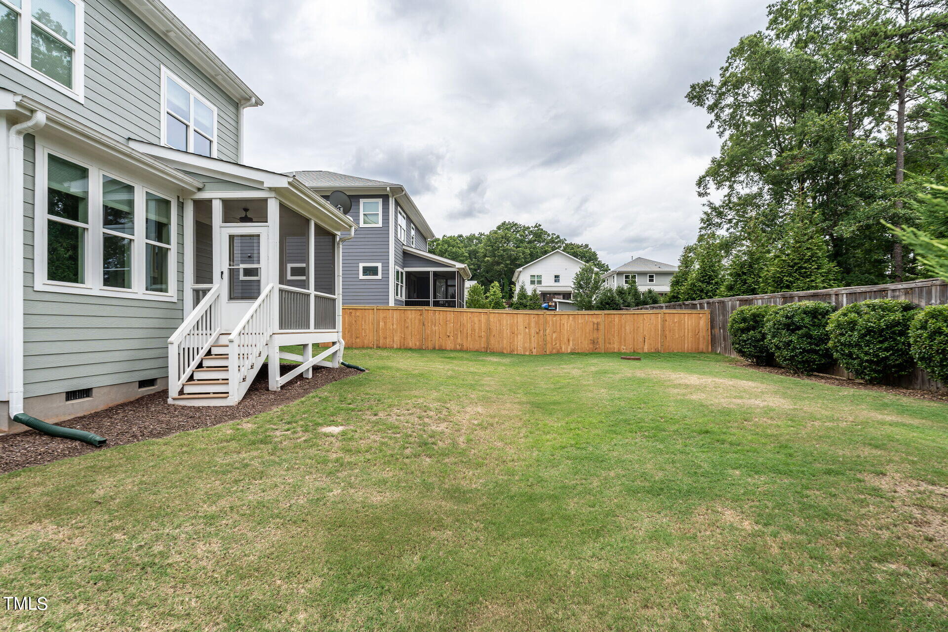 5004 Centerbud Place