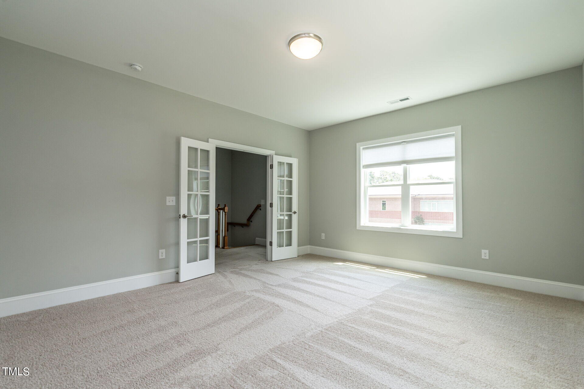 5004 Centerbud Place