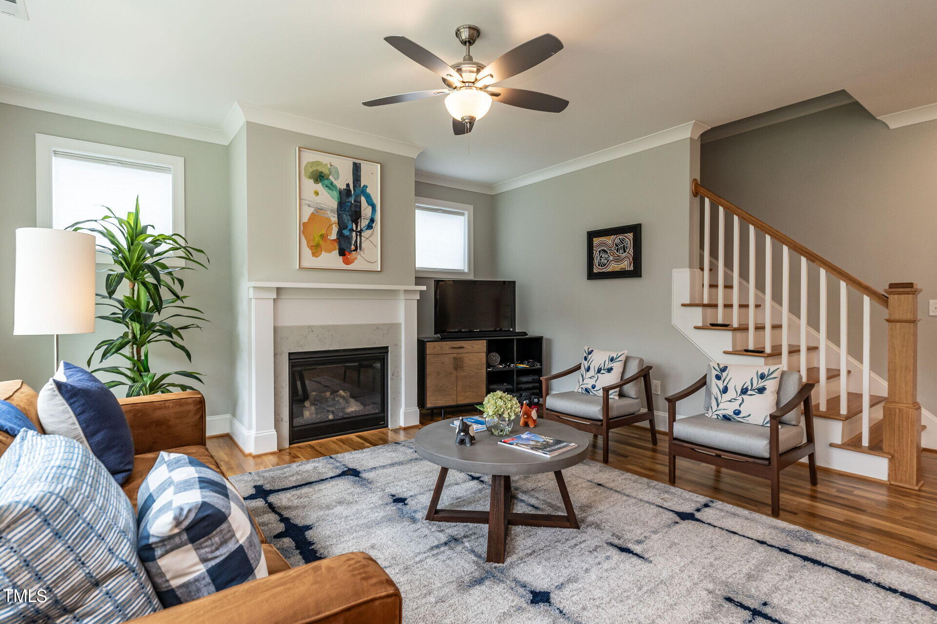 5004 Centerbud Place