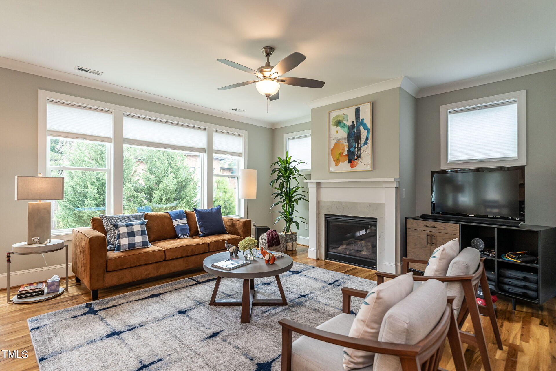 5004 Centerbud Place
