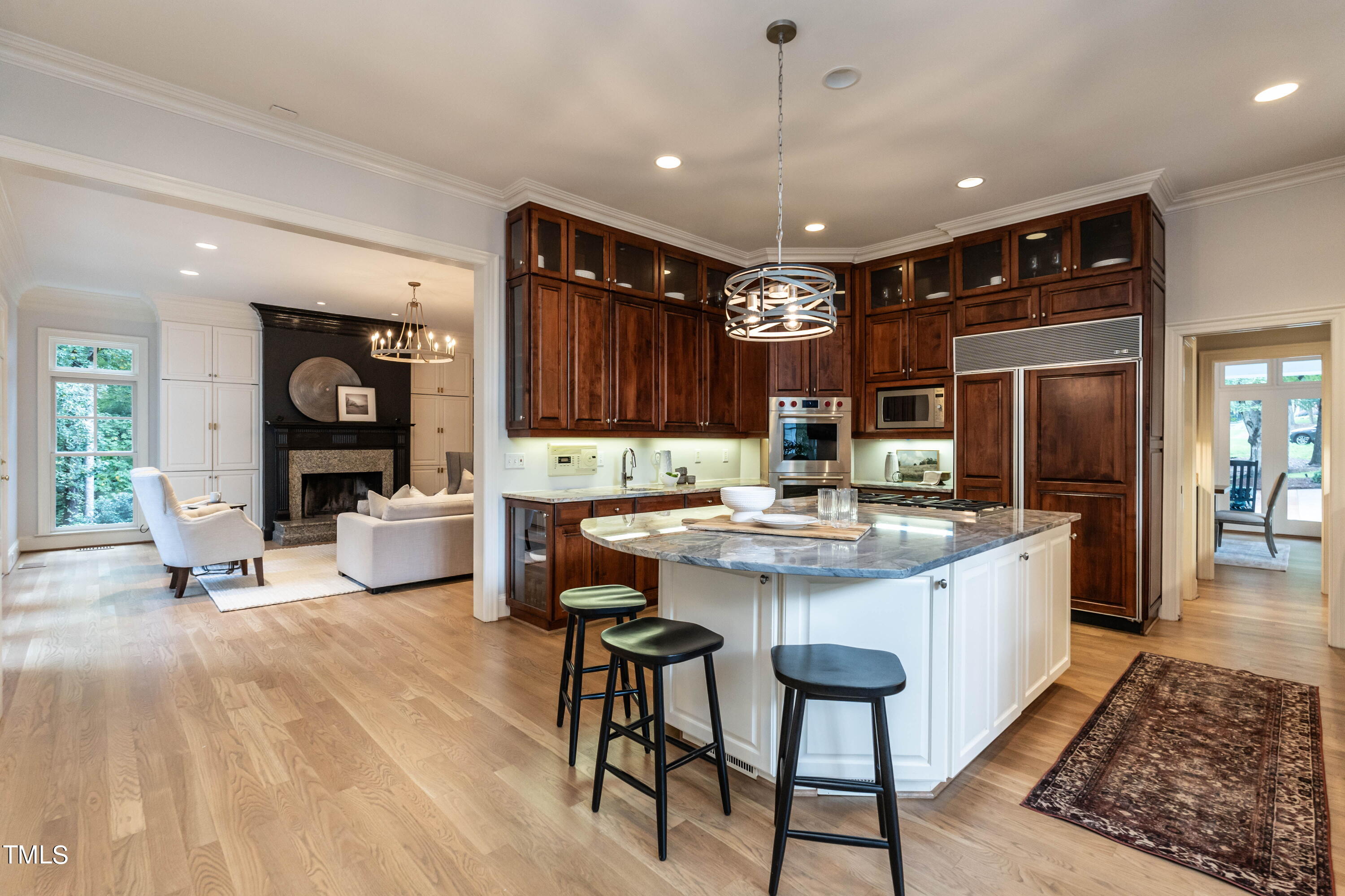 1240 Barclay Manor Way
